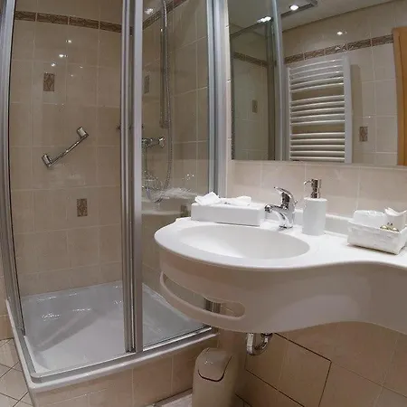Enztal Garni 3*